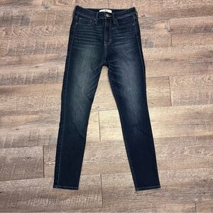 Hollister Dark Blue Skinny Jeans Size 25